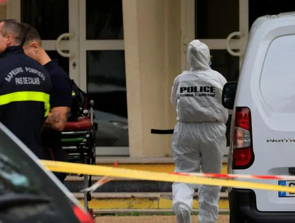 Un hombre mató a un docente de una institución de Francia con el grito de  "Ala es grande"