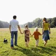 Conozca los tipos de familias que hay en Colombia: las que más sorprenden, las poco conocidas. Son protegidas por la Constitución Polítca.