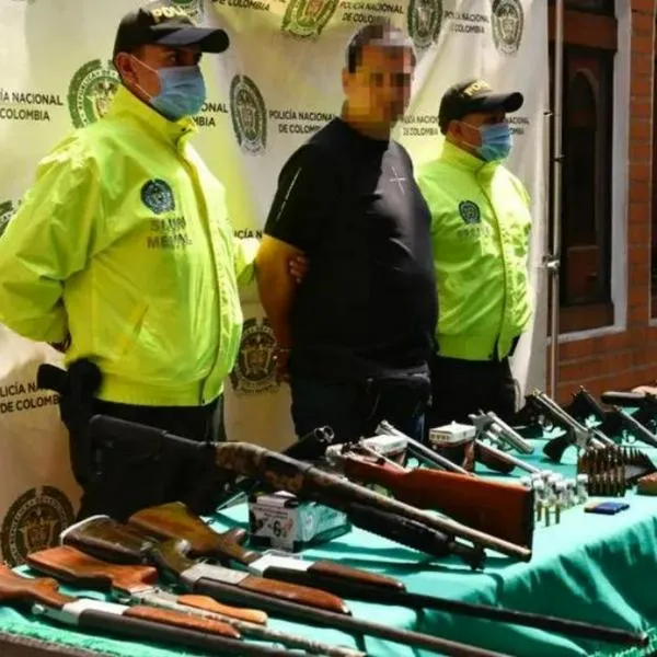 Capturaron a hombre que tenía arsenal de armas en exclusiva zona de Medellín