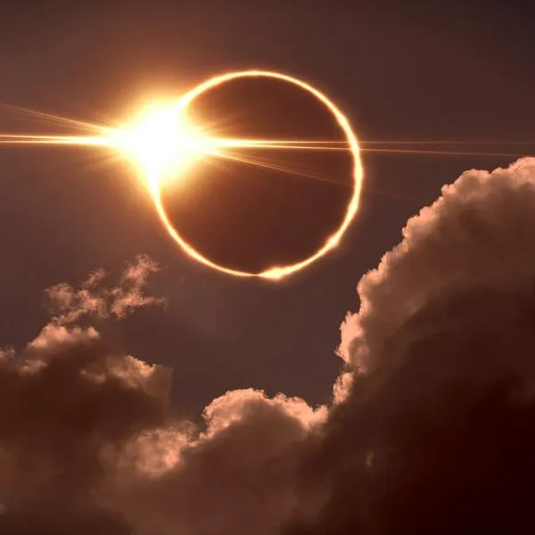 Eclipse solar, en nota sobre EN VIVO