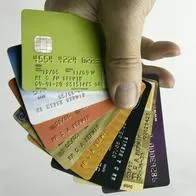 Tarjetas de crédito, en nota, sobre cuotas de manejo de tarjetas de Davivienda Mastercard, Visa y Diner Club