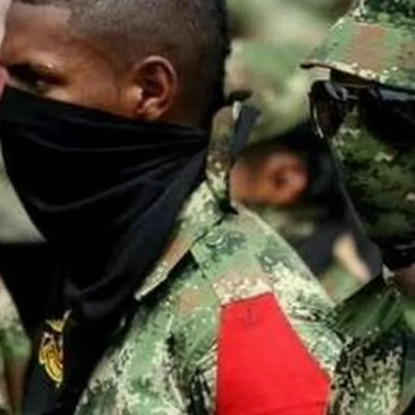 Eln estaría lanzando panfletos en Kennedy explicando que el 'Tren de Aragua' está vendiendo droga con la complicidad de la Policía de esa parte de Bogotá.