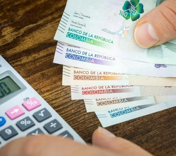 Salario mínimo en Colombia para 2024 estaría en un rango de $ 1.300.000, según analistas. La discusión del aumentó será en diciembre de este año.