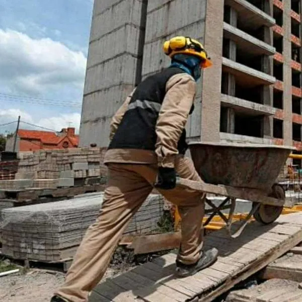 Constructoras de Colombia se desplomarían en el PIB entre 2023 y 2024
