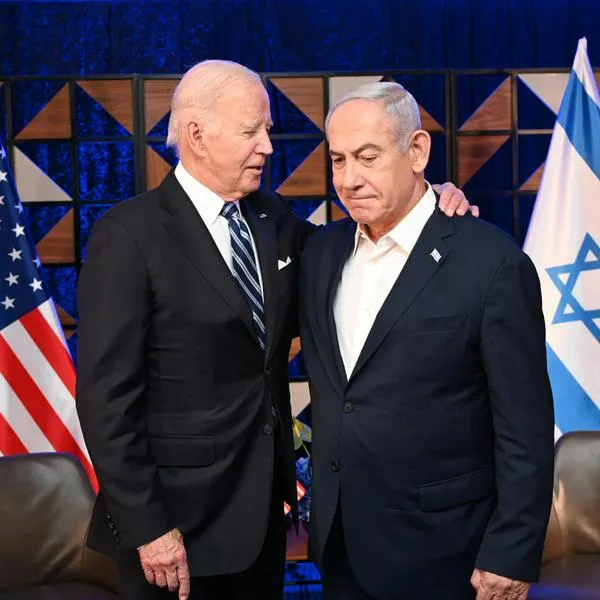 El presidente estadounidense Joe Biden se encuentra con el primer ministro israelí Benjamín Netanyahu en su viaje a Israel.