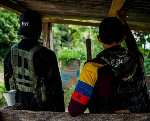 Denuncian abuso sexual de tres mujeres por parte de armados en límites entre Antioquia y Bolívar 
