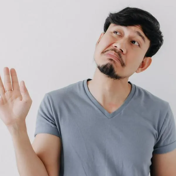 Joven aseguró en redes sociales que no le gusta la palabra ayudar en el hogar porque es una obligación del hombre limpiar, cocinar y cuidar a los hijos.