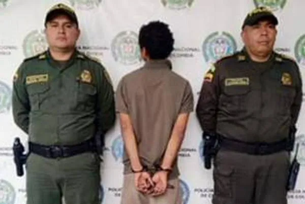 Hombre robó un celular en el Quindío, minutos después lo delataron y capturaron