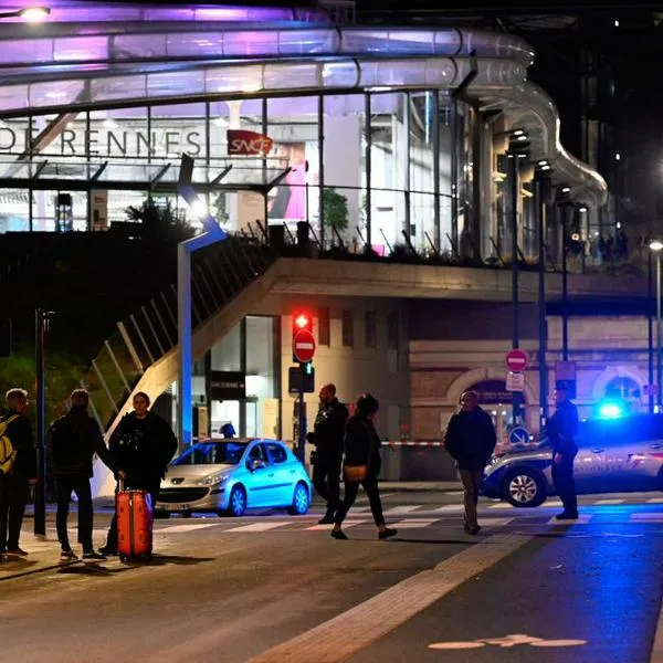 Nuevas evacuaciones de aeropuertos en Francia por amenazas de bomba.