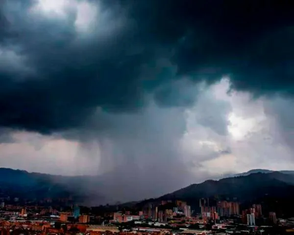 Desempolve el paraguas: Medellín atravesará por su segunda temporada de lluvias