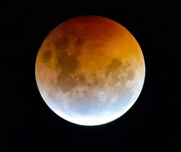Próximo eclipse lunar; hora, ubicación y que diferencia hay con la luna llena