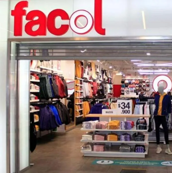 Tienda de Facol, que tendrá descuentos en ropa hasta del 70 % luego de su cierre