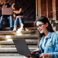 Gobierno colombiano lanza cursos virtuales gratuitos con Platzi: así puede inscribirse