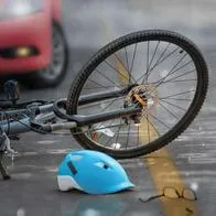 Ciclista murió luego ser atropellado por bus de Transcaribe: la víctima tropezó