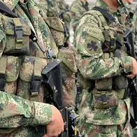 Soldados del Ejército en Briceño, Antioquia, fueron robados por un grupo de 150 personas, presuntamente, disidentes de las Farc. Se les llevaron todo.