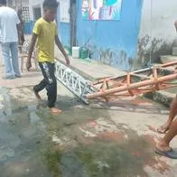 Dos trabajadores muertos dejó caída de un antena en un colegio de Gambote, Bolívar