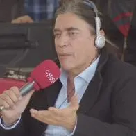 Gustavo Petro negó ser el candidato del presidente Gustavo Petro para las elecciones en Bogotá y durante debate lo chiflaron.