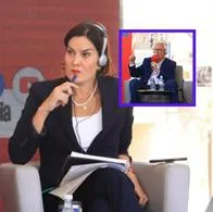 Vanessa de la Torre le echó un piropo a Jorge Enrique Robledo por sus canas. El aspirante se sonrojó con las palabras de elogio de la comunicadora. 