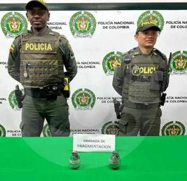 Buscan a hombres que caminaban con granadas en una maleta en Santander