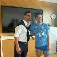 Jack Grealish se rinde a los pies de Juan Pablo Ángel: “Mi primer héroe”.