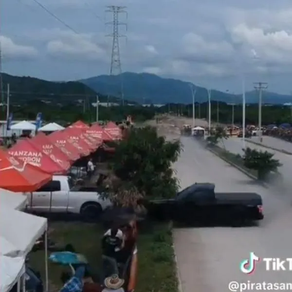 La camioneta más potente del mundo participó de piques en Santa Marta (Colombia) y terminó accidentada; revelan el video.