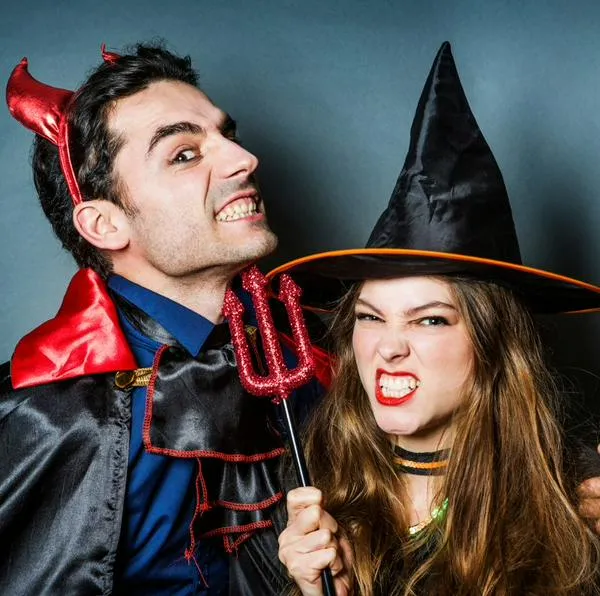 Disfraces de Halloween en pareja: ideas creativas para brillar el 31 de octubre y robarse todas las miradas con 'looks' populares e icónicos.
