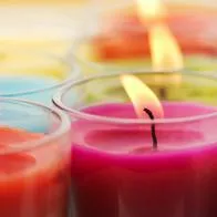 ¿Sabía que las velas aromáticas contaminan el aire de su casa? Esto dice la ciencia