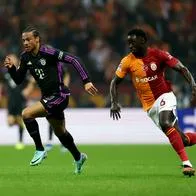 Dávinson Sánchez y Galatasarary no pudieron con el Bayern Múnich, que, de visita, los goleó y causó la primera derrota de los turcos.