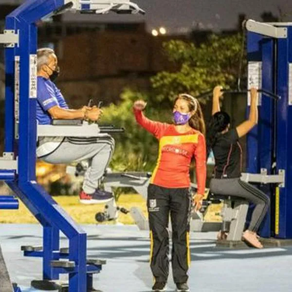 Gimnasios al parque en Bogotá: cómo acceder a instructores y rutinas gratis