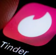 Nueva función de Tinder: familia y amigos ahora le pueden ayudar a hacer match