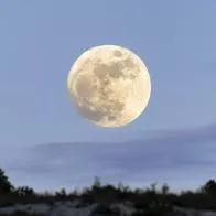 Rituales para atraer el dinero y la suerte con la Luna llena de octubre 2023