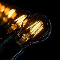 Enel Codensa se pronunció ante los altos costos y cortes de luz por error en su sistema: aclaró si usuarios deben pagar reconexión.