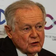 Luis Carlos Sarmiento Angulo perdió el primer puesto del hombre más rico de Colombia por David Vélez, el fundador de Nubank