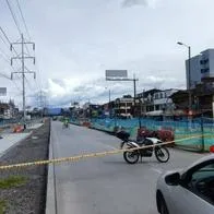 Una ruptura de tubería que produjo una fuga de gas afectó a los votantes en Bogotá. Varias rutas de Transmilenio están retrasadas. 