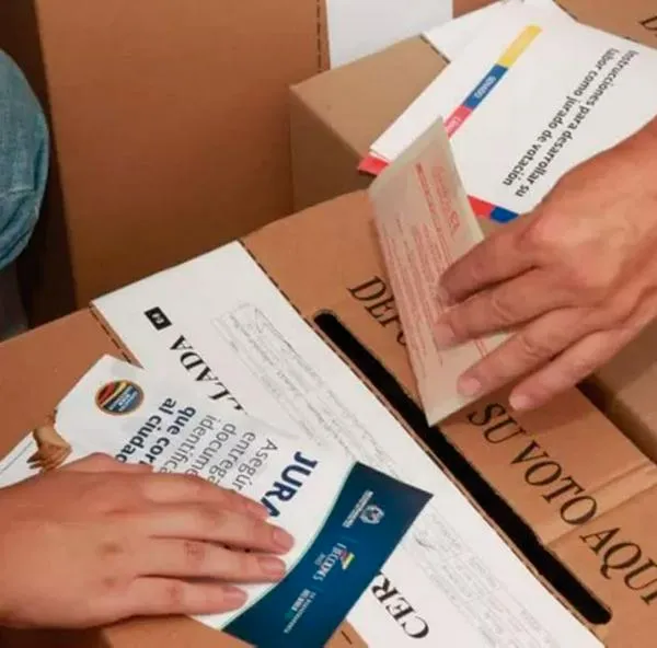 Medio día libre por haber votado en elecciones de Colombia 2023: cómo pedirlo