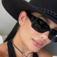 Esposo de Andrea Valdiri se disfrazó de Drácula y lo compararon con Armando Mendoza.