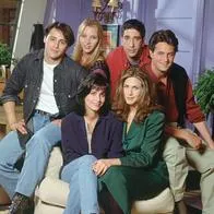 Elenco de 'Friends' expresó su tristeza por la muerte de Matthew Perry por medio de un comunicado publicado en la revista People. “totalmente devastado”.