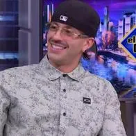 El cantante Feid, en medio de una entrevista y entre risas, confesó que es lo que más lo tiene aburrido de Karol G y que lo vive todos los días.