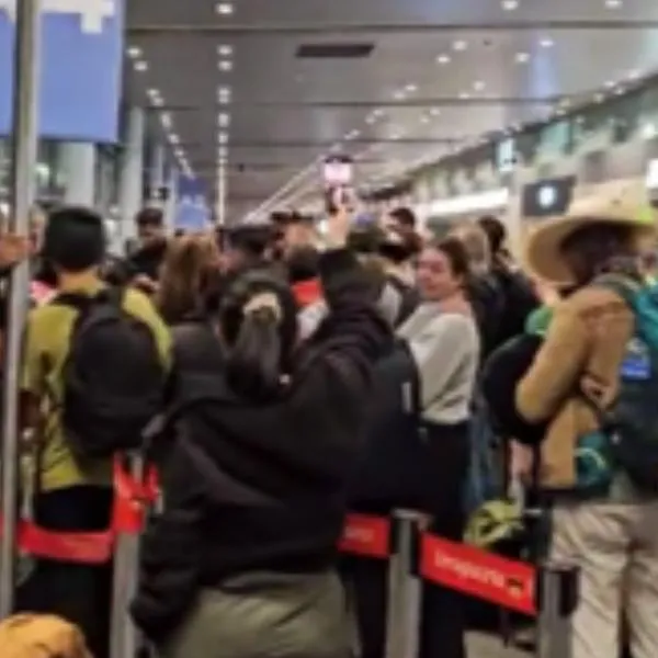 Avianca puso a sufrir a pasajeros en Bogotá con vuelo: 24 horas de retraso