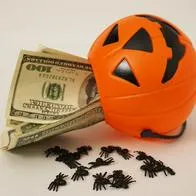 Dólar hoy y TRM cayó en Halloween por decisión de tasas de interés en Colombia