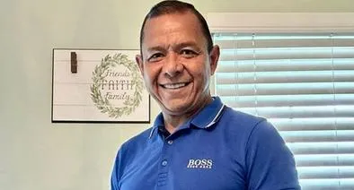 Iván René Valenciano habló de su accidente en EE. UU. por el que fue capturado. Admitió que tiene problemas con el alcohol y que pasó una noche preso. 
