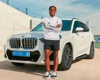 Este es el precio del lujoso auto BMW que Linda Caicedo ya conduce en Madrid