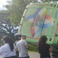 Intermunicipal se salió de una vía de Cali y se volcó 