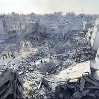Foto del campo de refugiados de Jabaliya, en la Franja de Gaza, después de primeros bombardeos israelíes.