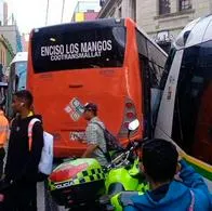 Choque de tranvía con bus y motos dejó 15 heridos en Medellín hoy 2 de noviembre