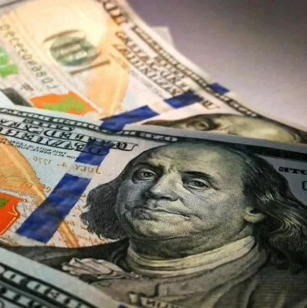 Dólar en Colombia se dispararía al final de 2023 hasta $4.200 por petróleo y FED