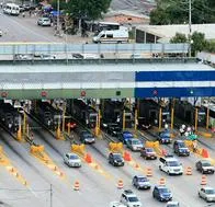 Revelaron de cuánto sería el incremento de tarifas de peajes en Colombia y que todos pagarían, pese a que no usen las vías. Acá, los detalles.