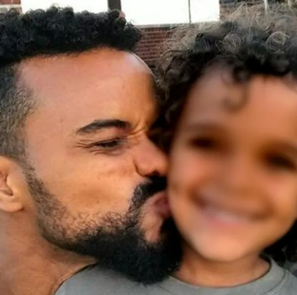 El actor Eka Darville, de Marvel y 'Power Rangers' sufrió una dura pérdida: su hijo mayor, de 10 años, falleció a causa de un cáncer.