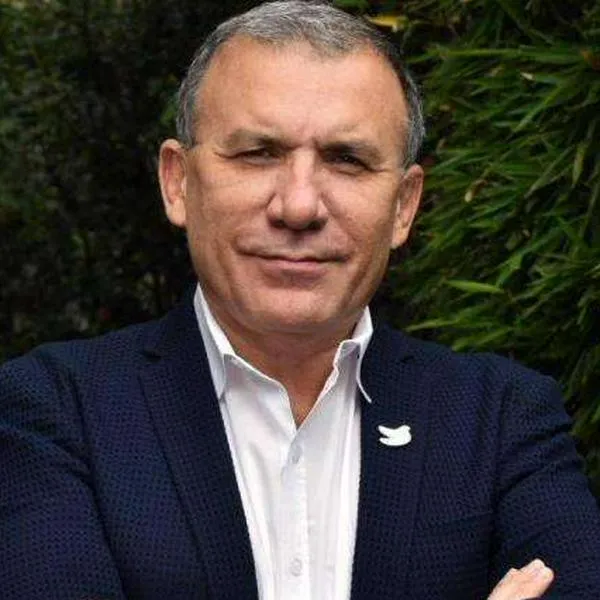 Roy Barreras, embajador de Colombia en Londres, propuso no jugarse el partido entre Colombia y Brasil hasta que liberen al padre de Luis Díaz.