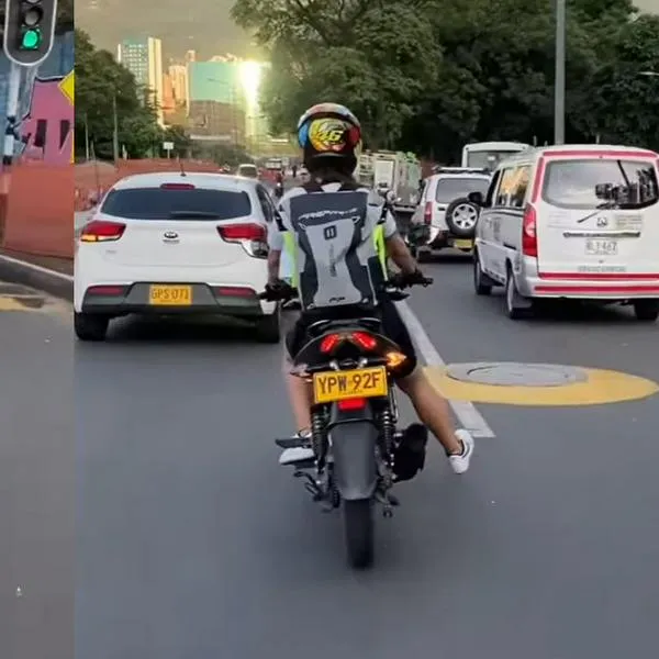 Seña de motociclistas que evita accidentes en Colombia: le explicamos qué significa estirar una pierna en las vías.